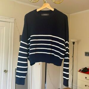 Primark Navy Stripped Cropped Jumper